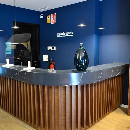 酒店 Alda Galeria Coruna 2*
