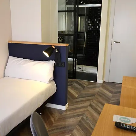 Alda Galeria Coruna Ξενοδοχείο 2*