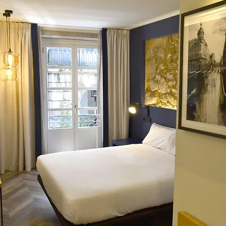 Alda Galeria Coruna 2*