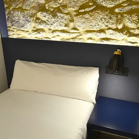 Hotel Alda Galeria Coruna 2*